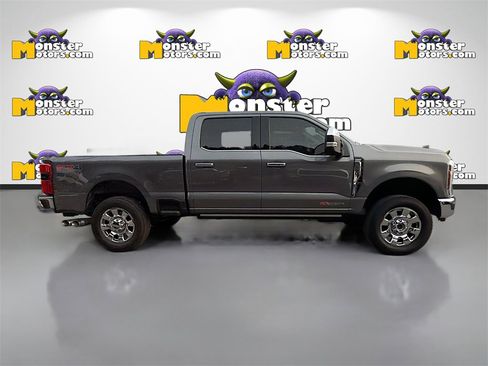 Used 2024 Ford F250 Lariat w/ Lariat Ultimate Package image 4