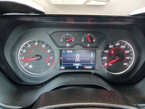 Used 2019 Chevrolet Camaro LT RWD image 18