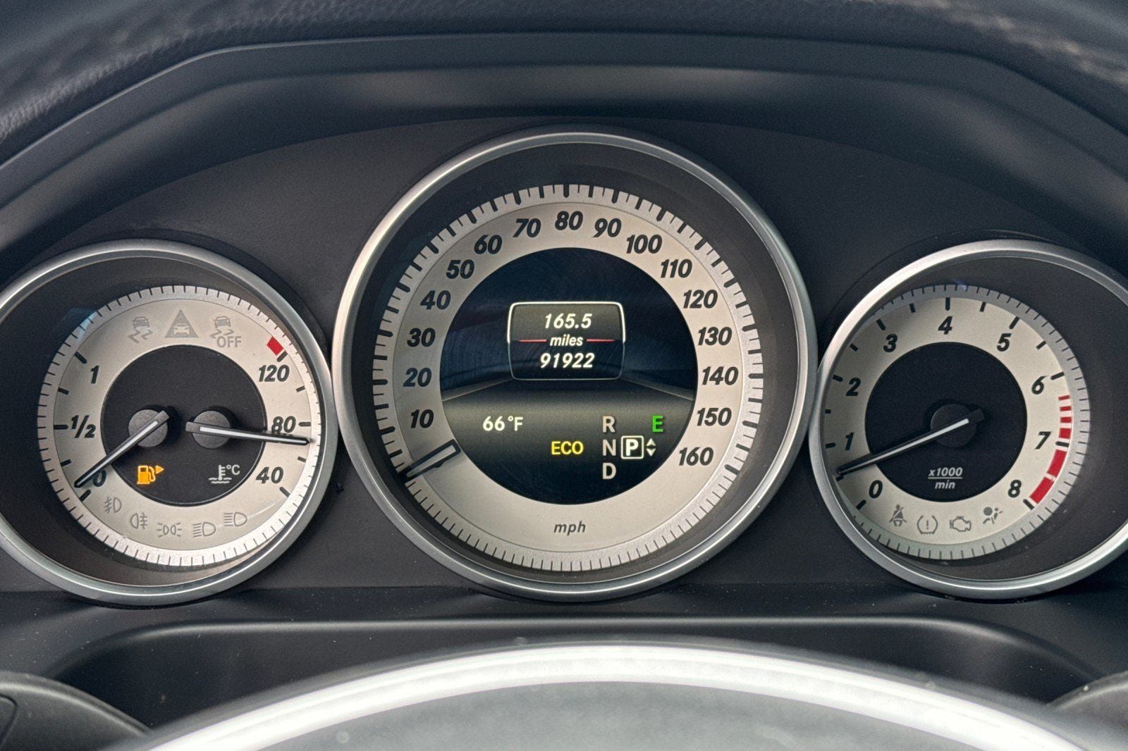 Used 2014 Mercedes-Benz E 350 Sedan image 29