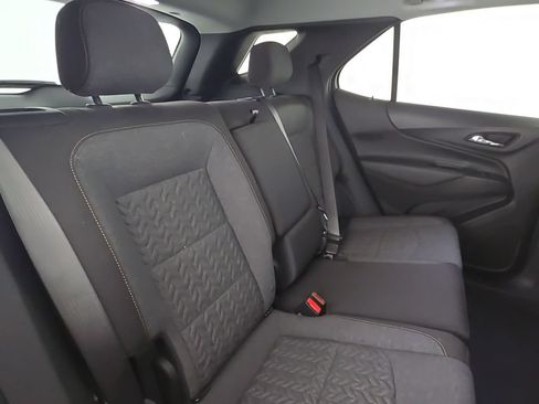 Used 2024 Chevrolet Equinox LT FWD image 31