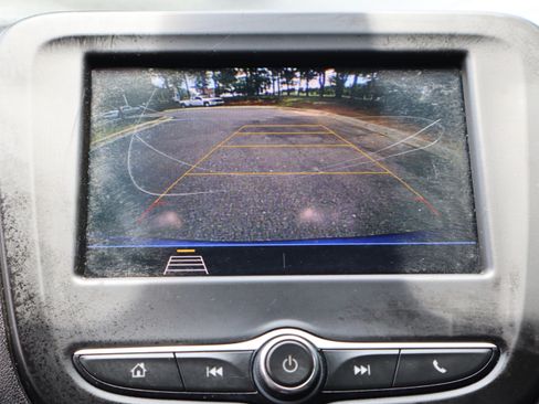 Used 2019 Chevrolet Equinox LS FWD image 31