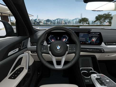 New 2026 BMW X2 xDrive28i w/ Technology Package AWD/4WD image 13