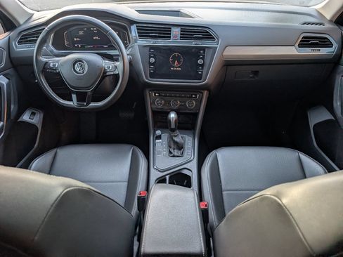 Used 2021 Volkswagen Tiguan SEL FWD image 15