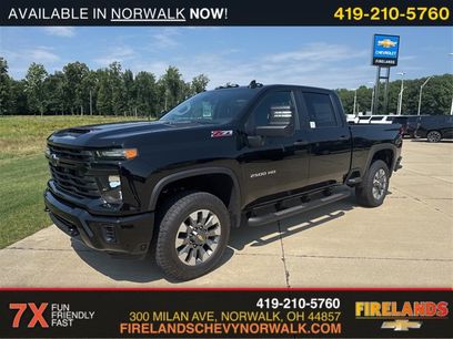 New 2025 Chevrolet Silverado 2500 Custom w/ Custom Value Package