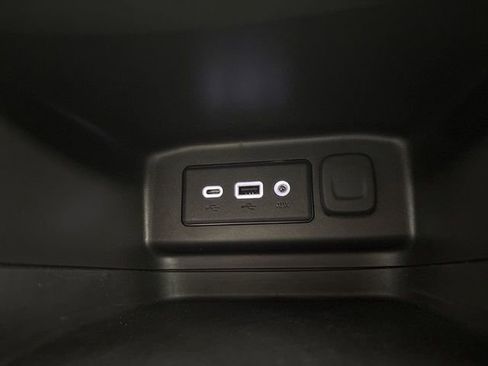 Used 2024 Chevrolet Equinox LT image 47