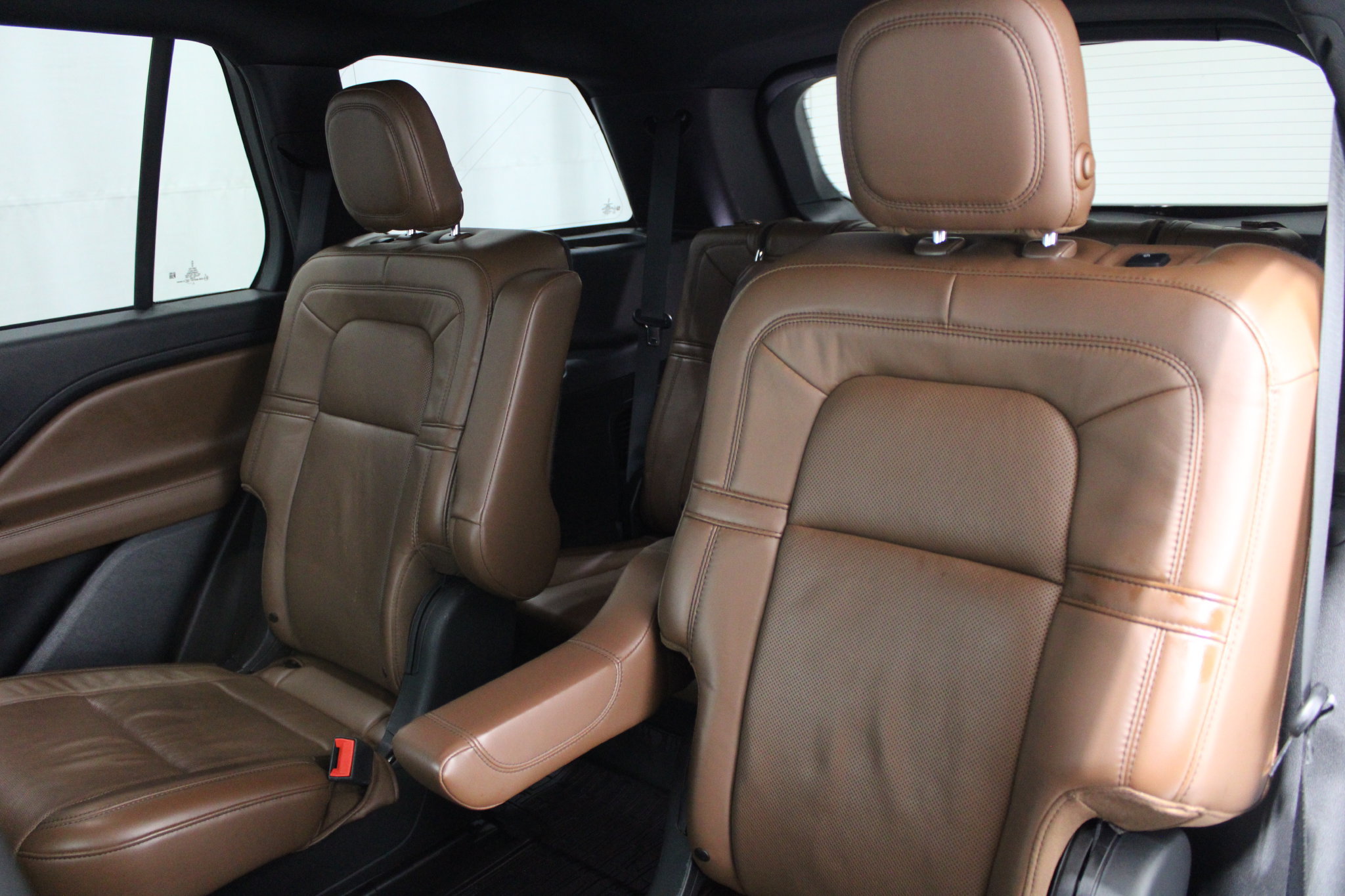 Used 2020 Lincoln Aviator Reserve w/ Equipment Group 201A AWD/4WD image 19