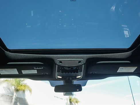 Used 2018 Ford F150 Raptor w/ Equipment Group 802A Luxury image 21