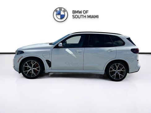 Certified 2024 BMW X5 xDrive50e w/ Executive Package AWD/4WD image 4