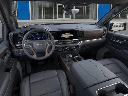 New 2026 Chevrolet Silverado 1500 High Country w/ Technology Package AWD/4WD image 15
