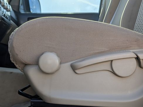 Used 2010 Toyota Tundra 2WD Double Cab image 22