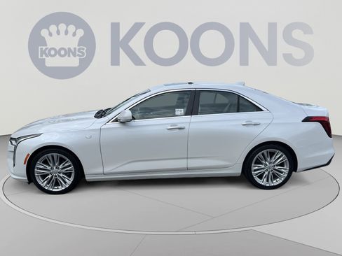 Used 2023 Cadillac CT4 Premium Luxury RWD image 2