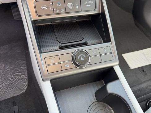 New 2026 Hyundai Kona SEL Premium image 11