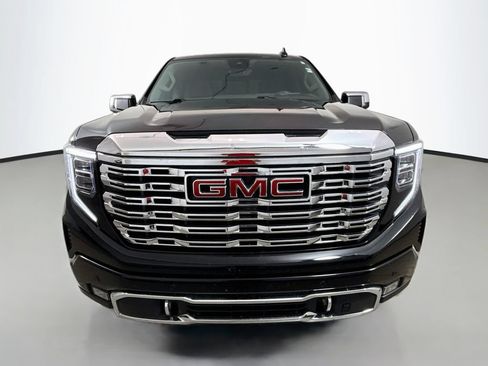 Used 2024 GMC Sierra 1500 Denali AWD/4WD image 2