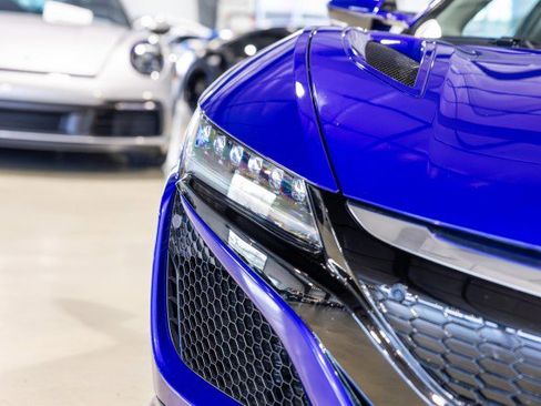 Used 2017 Acura NSX AWD/4WD image 13