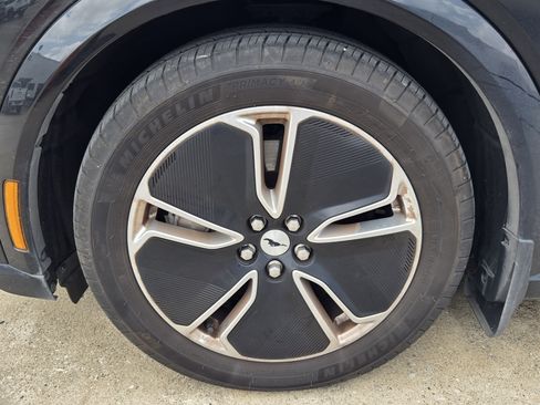 Used 2023 Ford Mustang Mach-E Premium RWD image 9