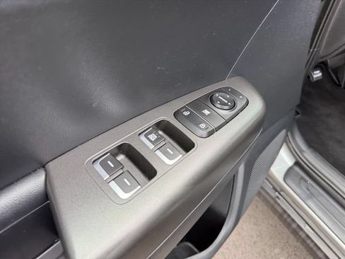 Used 2021 Kia Sportage LX FWD image 19