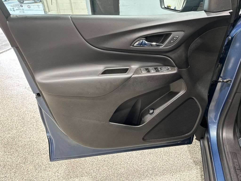 Certified 2024 Chevrolet Equinox LT AWD/4WD image 12