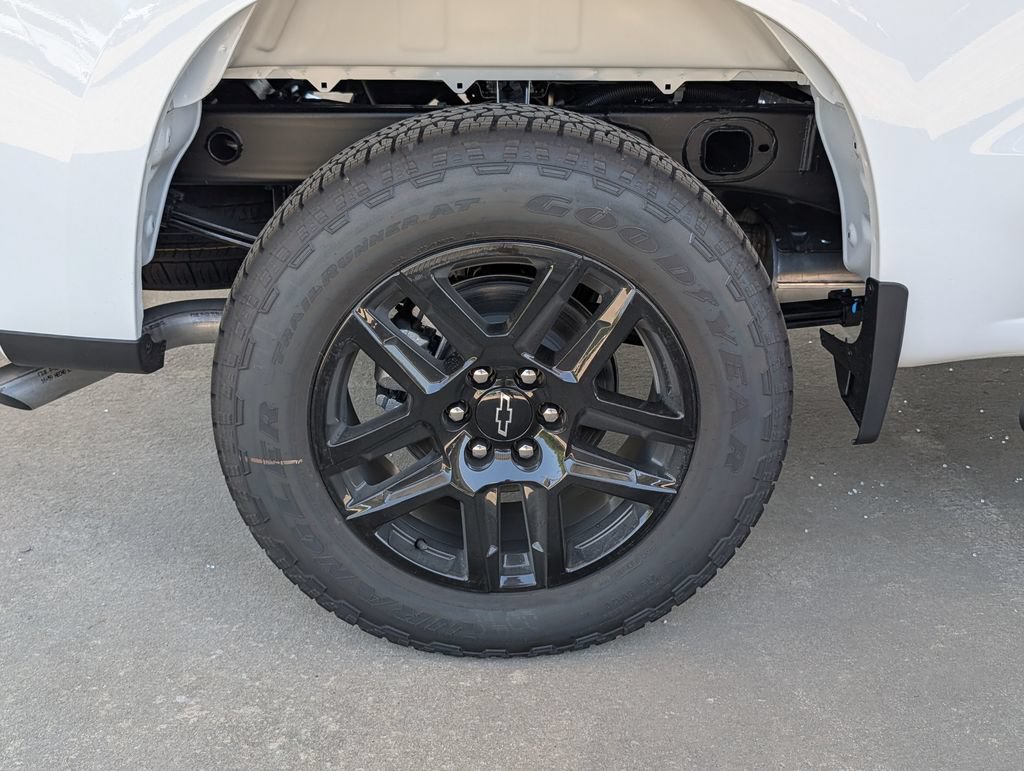 New 2026 Chevrolet Silverado 1500 RST w/ RST Select Package RWD image 3