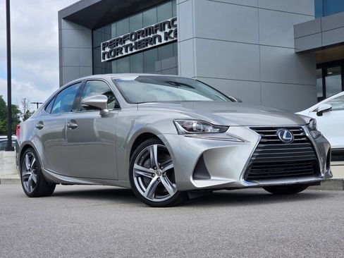 Used 2017 Lexus IS 300 AWD w/ Premium Package image 5