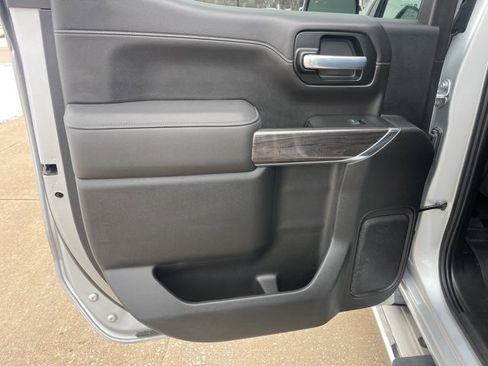 Used 2021 Chevrolet Silverado 1500 LTZ w/ LTZ Premium Package image 40