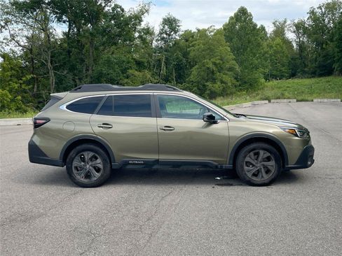 Used 2022 Subaru Outback Onyx Edition XT w/ Tech Package 3 AWD/4WD image 6