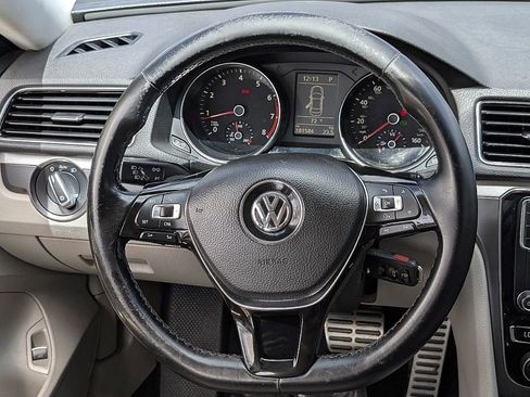 Used 2017 Volkswagen Passat 1.8T R-Line FWD image 24
