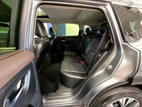 Certified 2023 Nissan Rogue SV w/ SV Premium B Package AWD/4WD image 15