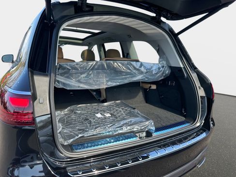 New 2026 Mercedes-Benz GLS 450 4MATIC image 10