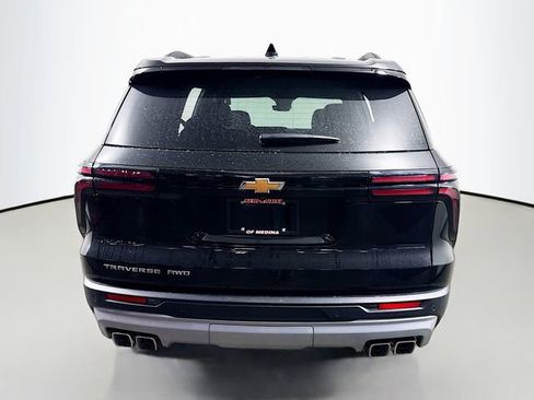 New 2026 Chevrolet Traverse LT image 6