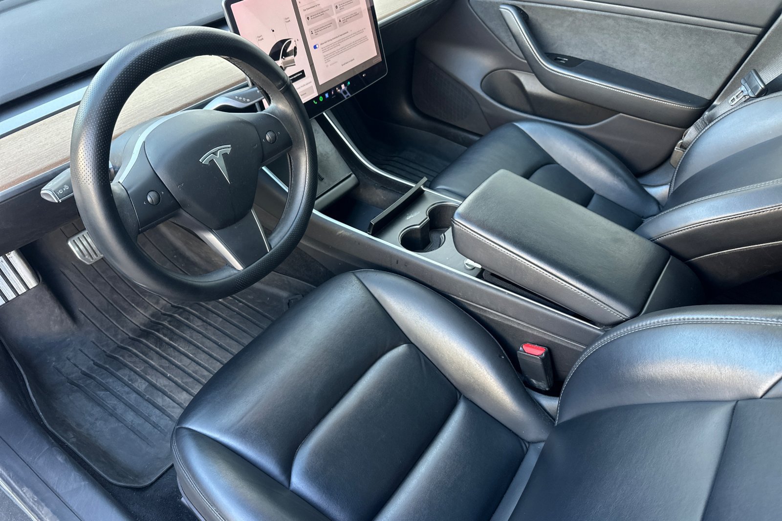 Used 2019 Tesla Model 3 Mid Range RWD image 10