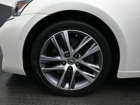 Used 2020 Lexus IS 300 image 48