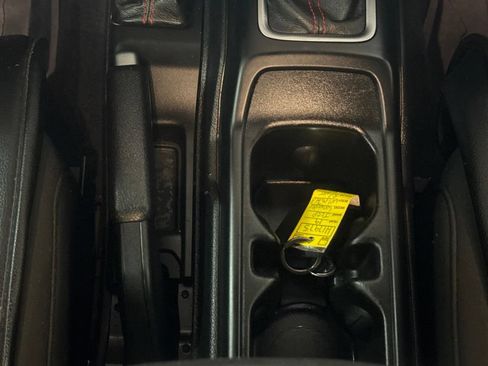 Used 2019 Jeep Wrangler Unlimited Rubicon AWD/4WD image 16