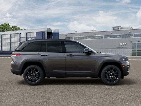 New 2025 Jeep Grand Cherokee Limited AWD/4WD image 21