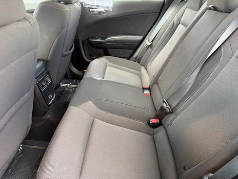 Used 2022 Dodge Charger SXT w/ Blacktop Package image 11