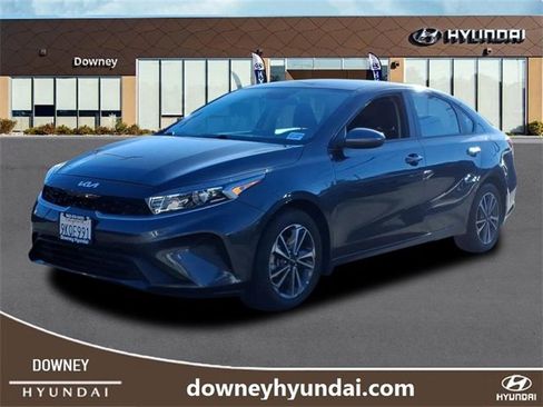 Used 2024 Kia Forte LXS image 1