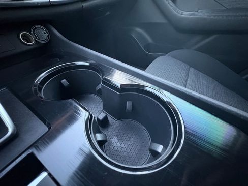 Used 2023 Nissan Rogue SV image 10