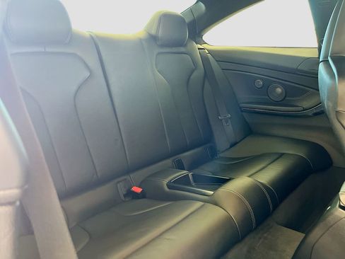 Used 2018 BMW M4 Coupe RWD image 26