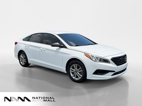 Used 2017 Hyundai Sonata SE FWD image 7