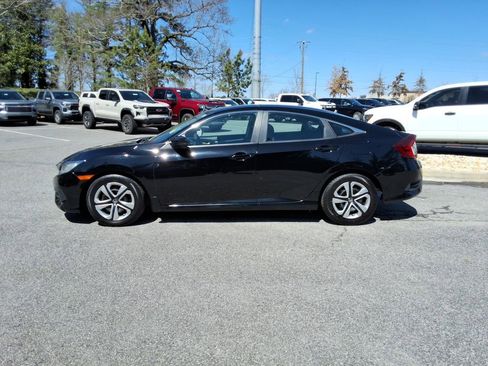 Used 2018 Honda Civic LX image 8