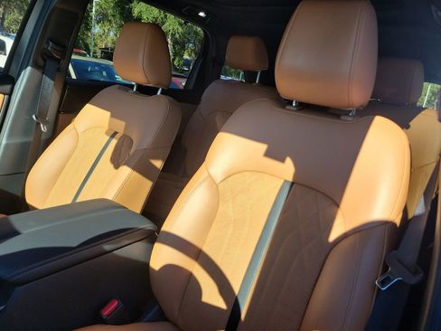 Certified 2025 MAZDA CX-90 3.3 Turbo S w/ Premium Plus image 18