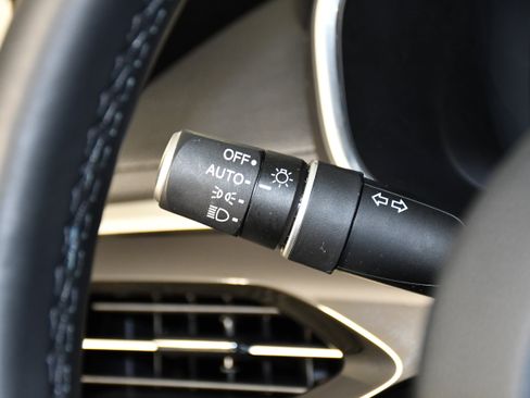 Certified 2025 Acura MDX SH-AWD image 22