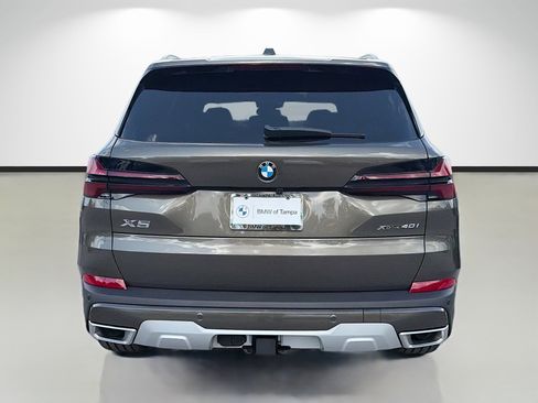 New 2026 BMW X5 xDrive40i w/ Climate Comfort Package AWD/4WD image 4