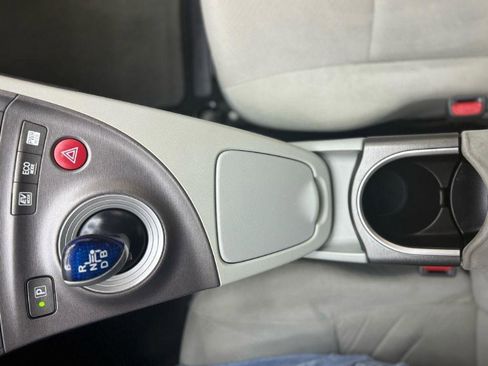 Used 2015 Toyota Prius Two FWD image 18
