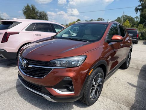 Used 2021 Buick Encore GX Select w/ Advanced Technology Package FWD image 1