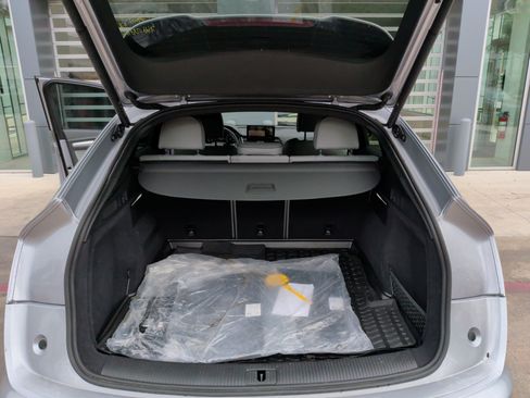 Certified 2025 Audi Q5 2.0T Premium Plus image 28