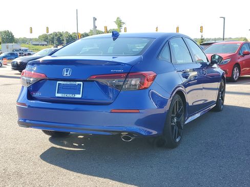 Certified 2024 Honda Civic Sport image 3