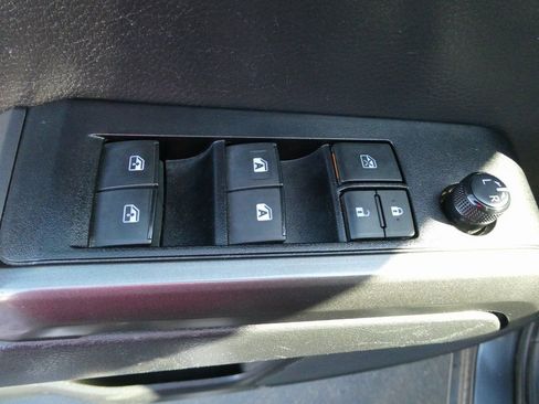 Used 2022 Toyota Tacoma TRD Off-Road w/ Technology Package image 22