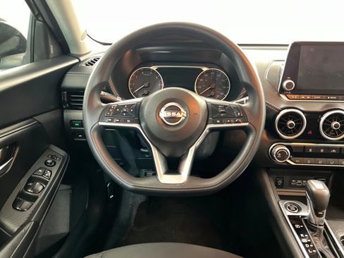 Used 2024 Nissan Sentra SV image 12