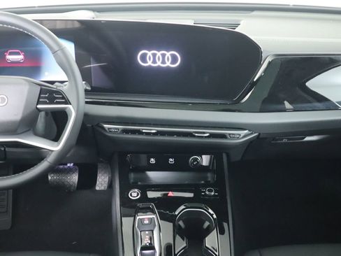 Used 2025 Audi A5 2.0T Premium w/ Premium Plus AWD/4WD image 16