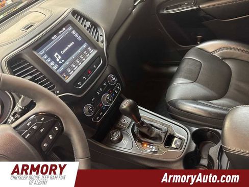 Used 2023 Jeep Cherokee Altitude Lux image 14